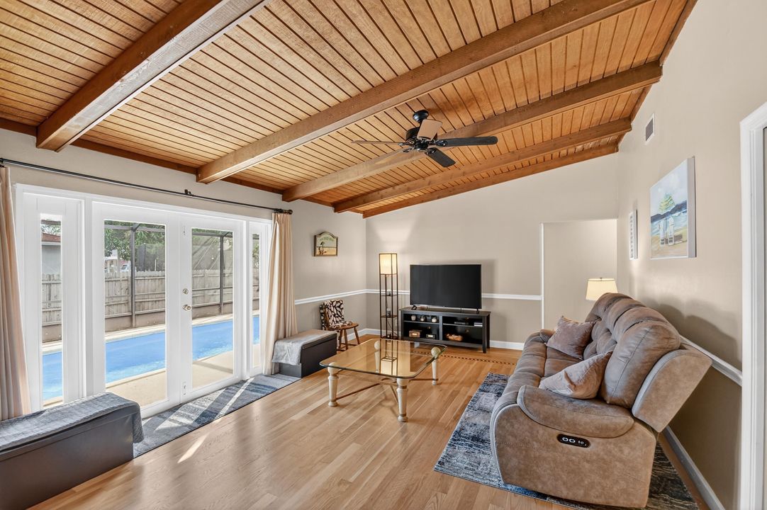 For Sale: $599,000 (3 beds, 2 baths, 1717 Square Feet)