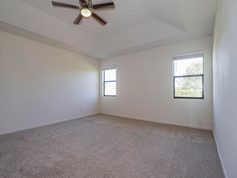 For Rent: $2,900 (3 beds, 3 baths, 2353 Square Feet)