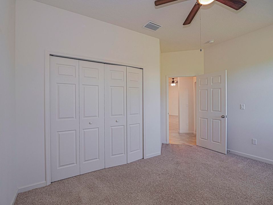 For Rent: $2,900 (3 beds, 3 baths, 2353 Square Feet)