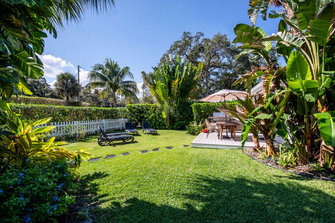 For Sale: $949,000 (3 beds, 2 baths, 1424 Square Feet)