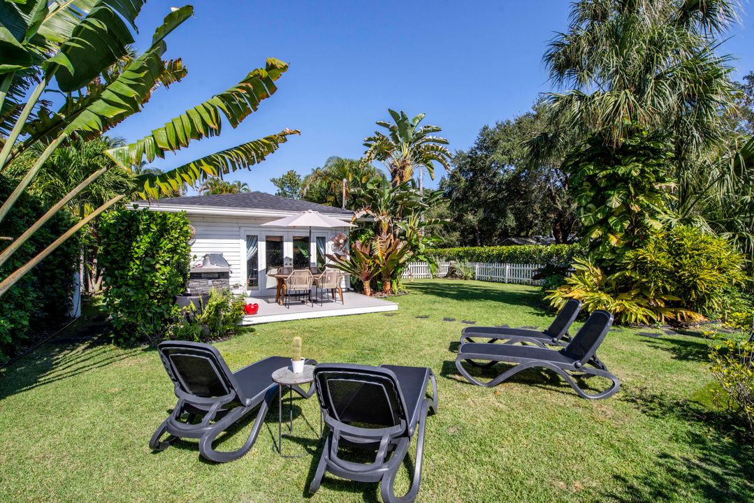 For Sale: $949,000 (3 beds, 2 baths, 1424 Square Feet)