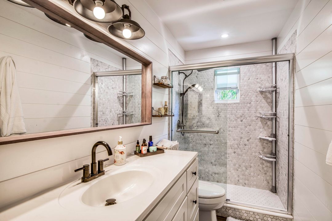 For Sale: $949,000 (3 beds, 2 baths, 1424 Square Feet)