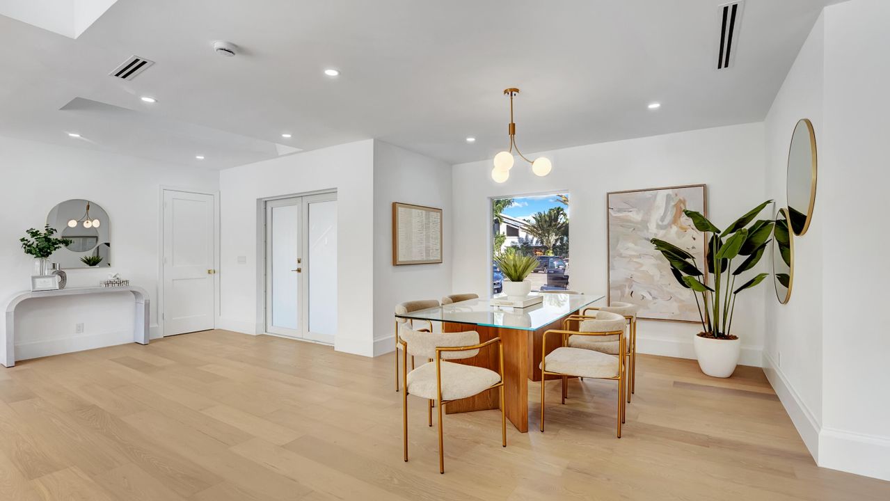 For Sale: $3,650,000 (4 beds, 4 baths, 3835 Square Feet)