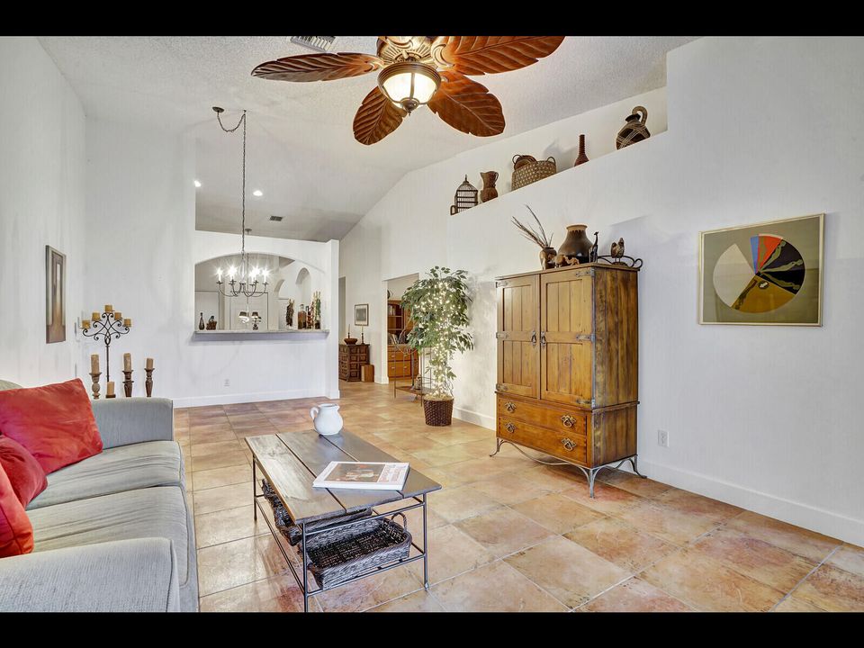 В аренду: $3,000 (2 спален, 2 ванн, 1396 Квадратных фут)