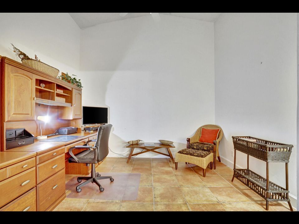 В аренду: $3,000 (2 спален, 2 ванн, 1396 Квадратных фут)