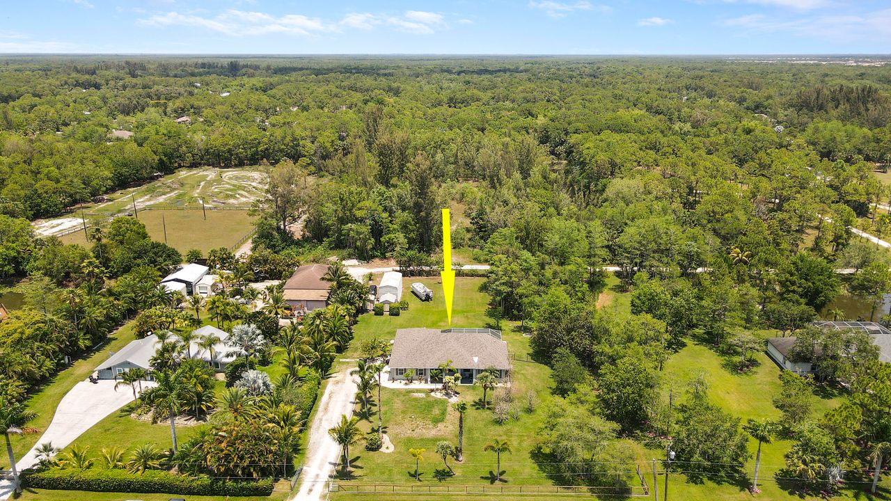 Activo con contrato: $879,000 (3 camas, 2 baños, 1928 Pies cuadrados)