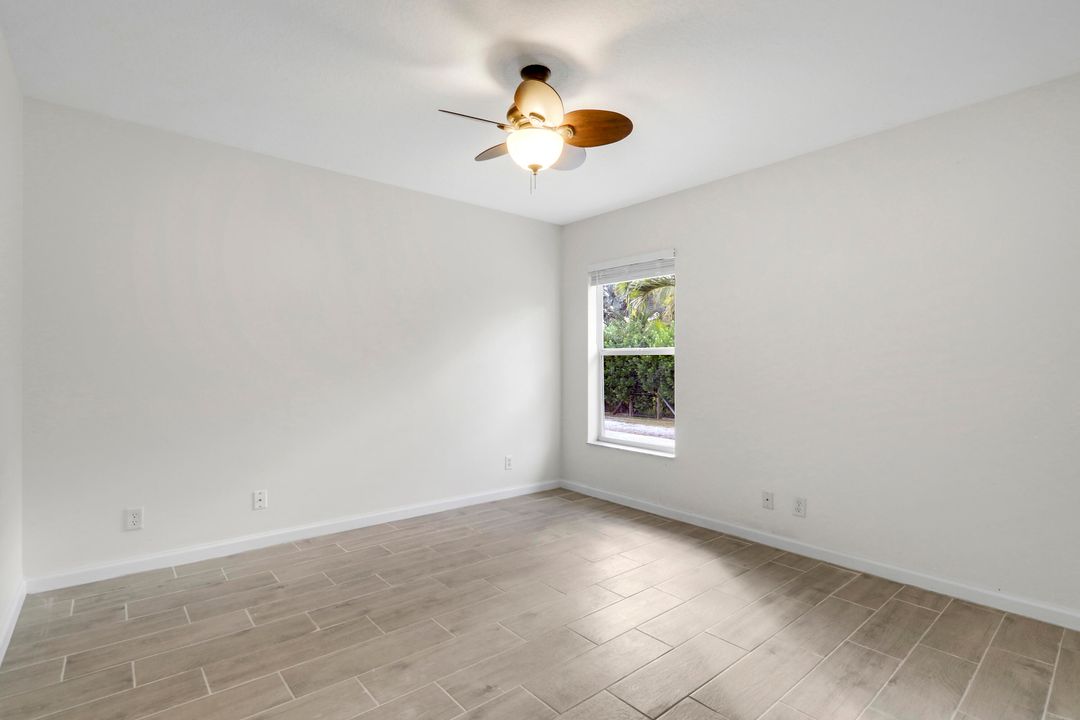 Activo con contrato: $879,000 (3 camas, 2 baños, 1928 Pies cuadrados)