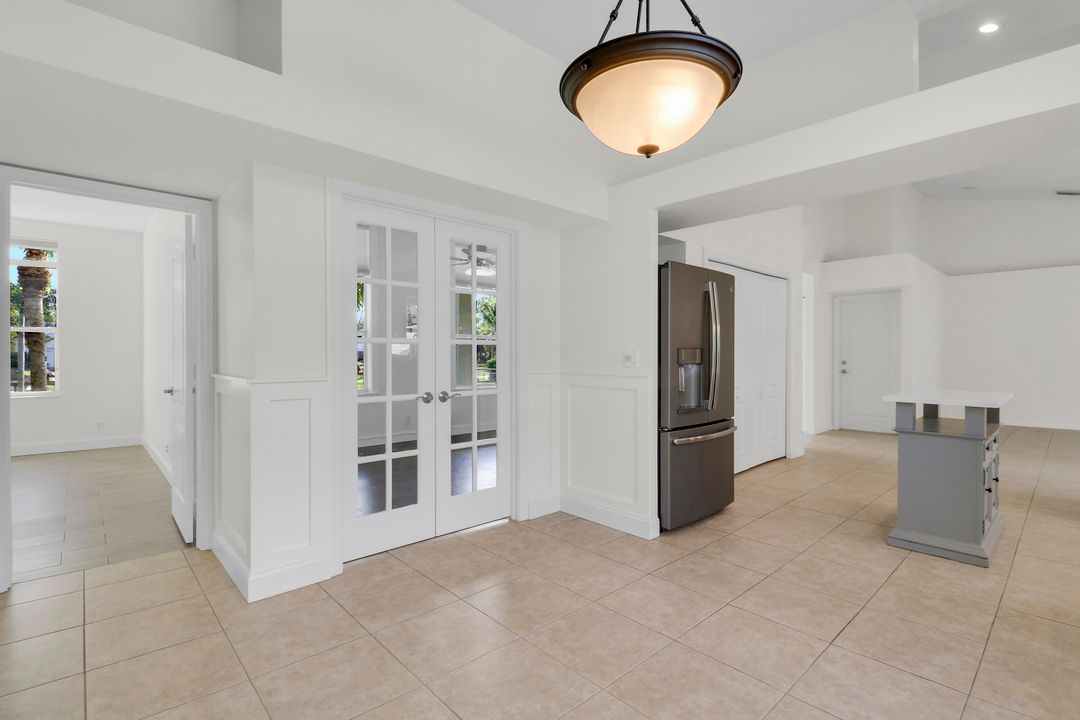 Activo con contrato: $879,000 (3 camas, 2 baños, 1928 Pies cuadrados)