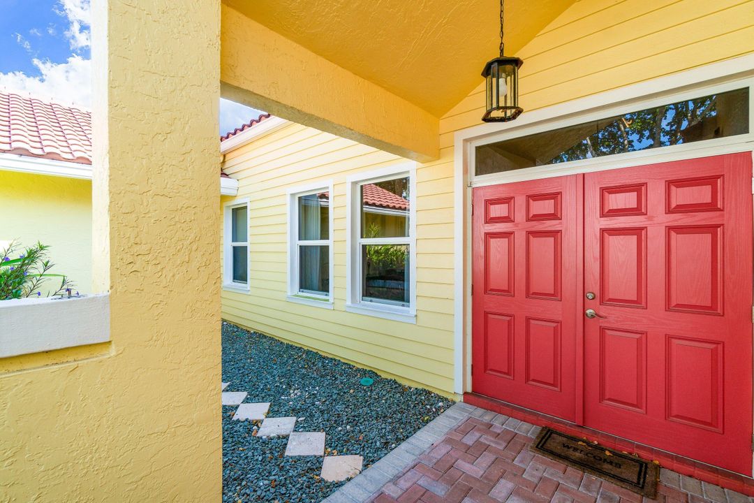 Под контрактом: $1,350,000 (5 спален, 3 ванн, 3054 Квадратных фут)