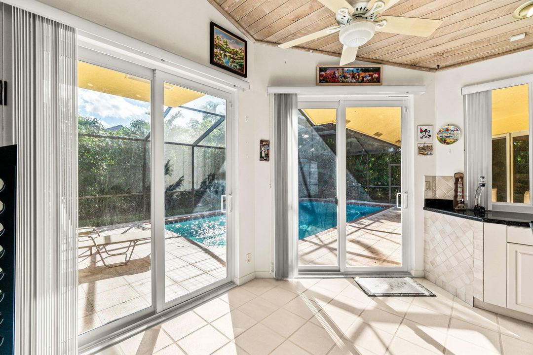 Под контрактом: $1,350,000 (5 спален, 3 ванн, 3054 Квадратных фут)