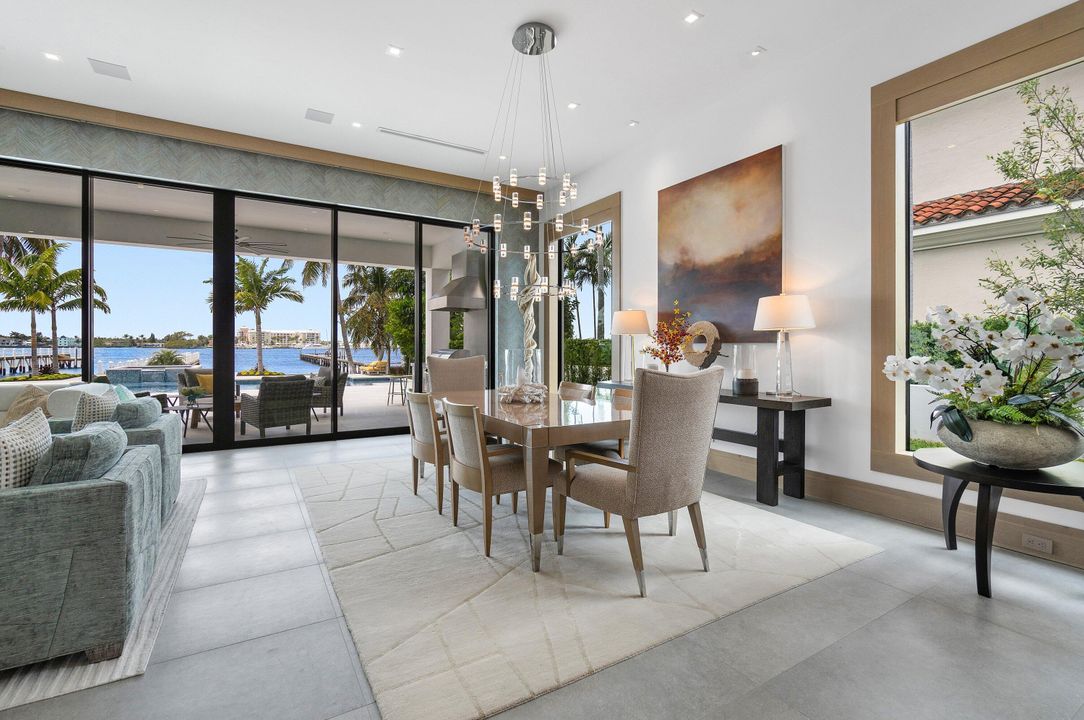 На продажу: $12,450,000 (5 спален, 5 ванн, 5098 Квадратных фут)