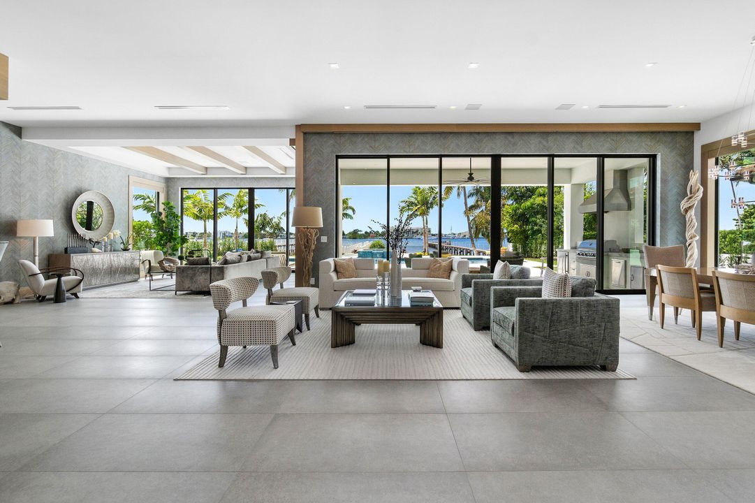 На продажу: $12,450,000 (5 спален, 5 ванн, 5098 Квадратных фут)