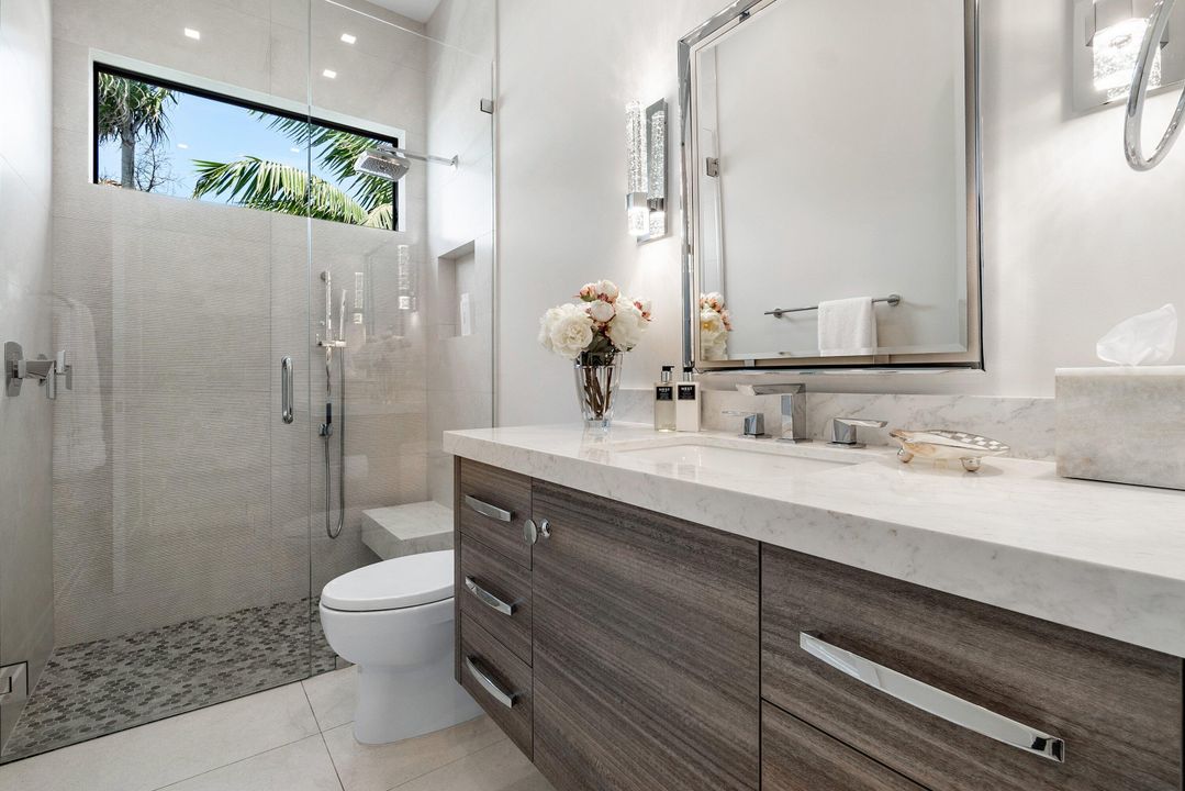 На продажу: $12,450,000 (5 спален, 5 ванн, 5098 Квадратных фут)