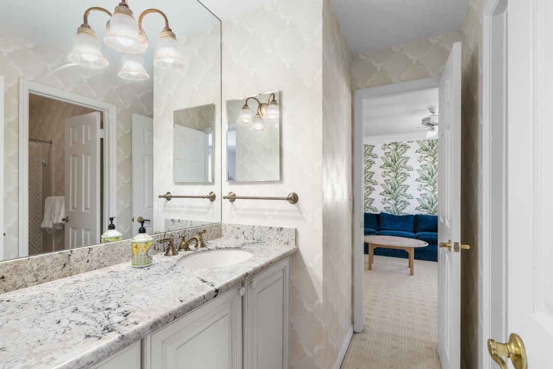 For Sale: $660,000 (2 beds, 2 baths, 1798 Square Feet)