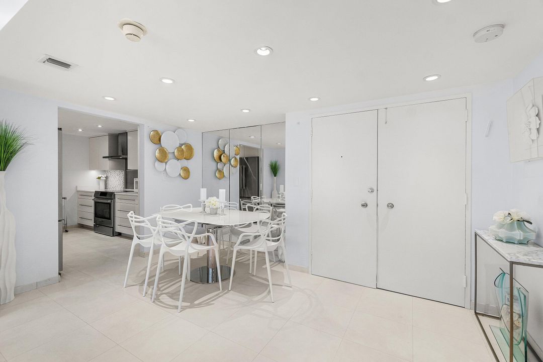 For Sale: $3,195,000 (2 beds, 2 baths, 1391 Square Feet)