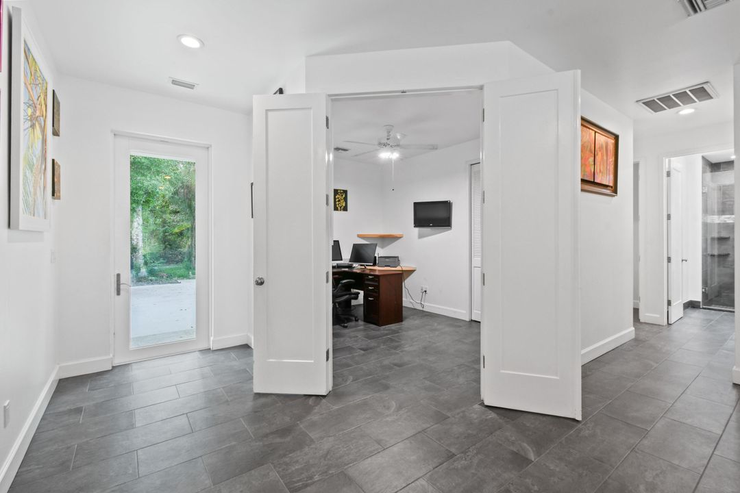 For Sale: $1,200,000 (3 beds, 2 baths, 1532 Square Feet)