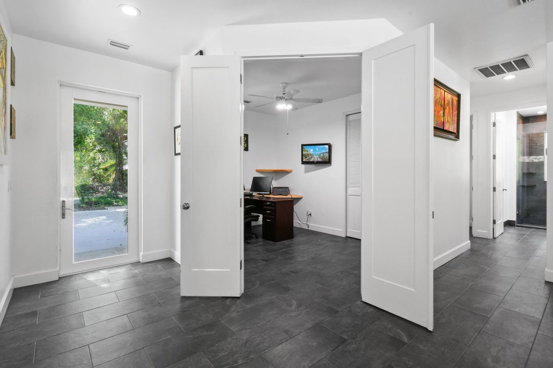 For Sale: $1,200,000 (3 beds, 2 baths, 1532 Square Feet)