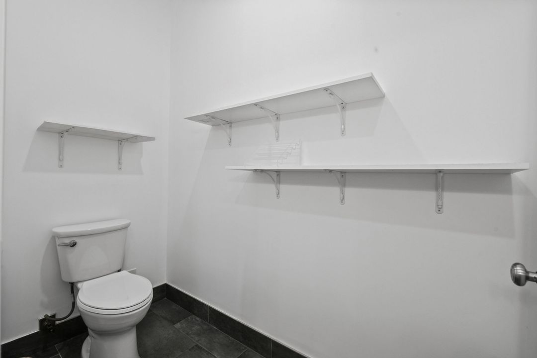 For Sale: $1,200,000 (3 beds, 2 baths, 1532 Square Feet)