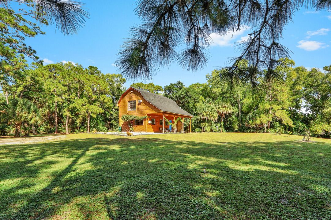 待售: $699,000 (2 贝兹, 1 浴室, 1120 平方英尺)