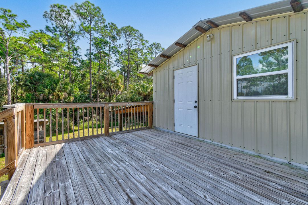 For Sale: $1,200,000 (3 beds, 2 baths, 1532 Square Feet)