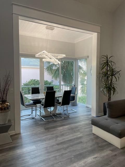 出租: $4,000 (2 贝兹, 2 浴室, 1346 平方英尺)