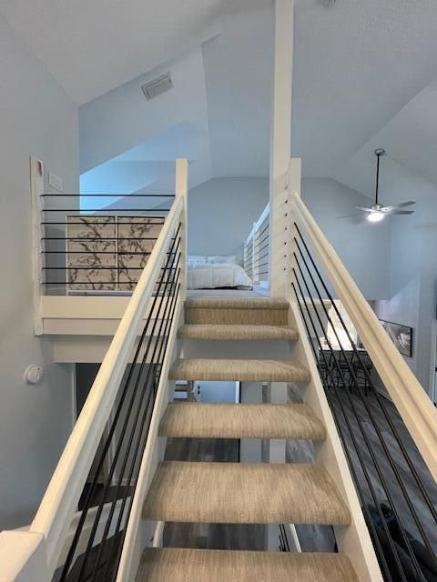 出租: $4,000 (2 贝兹, 2 浴室, 1346 平方英尺)