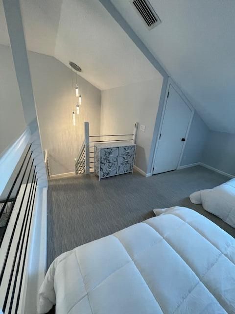 出租: $4,000 (2 贝兹, 2 浴室, 1346 平方英尺)