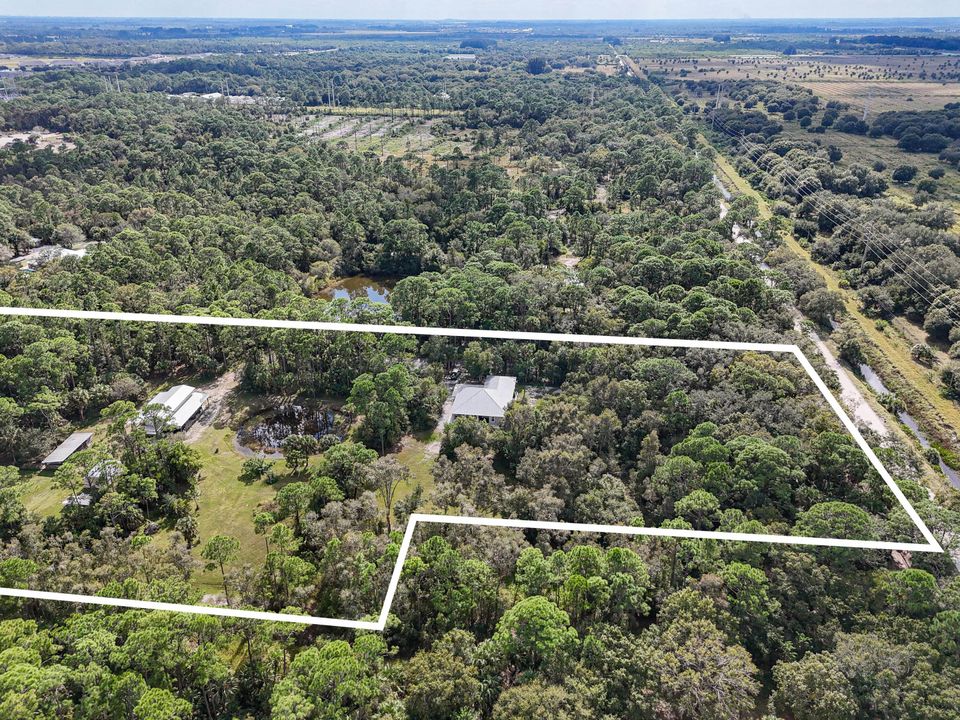 For Sale: $1,200,000 (3 beds, 2 baths, 1532 Square Feet)