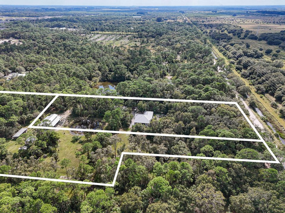 For Sale: $1,200,000 (3 beds, 2 baths, 1532 Square Feet)