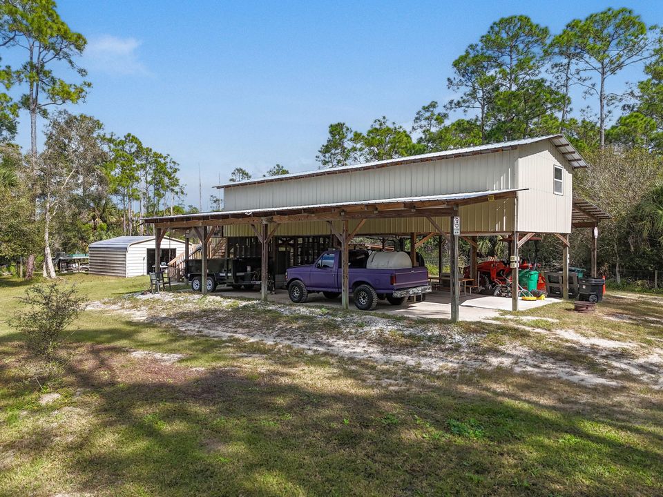 For Sale: $1,200,000 (3 beds, 2 baths, 1532 Square Feet)