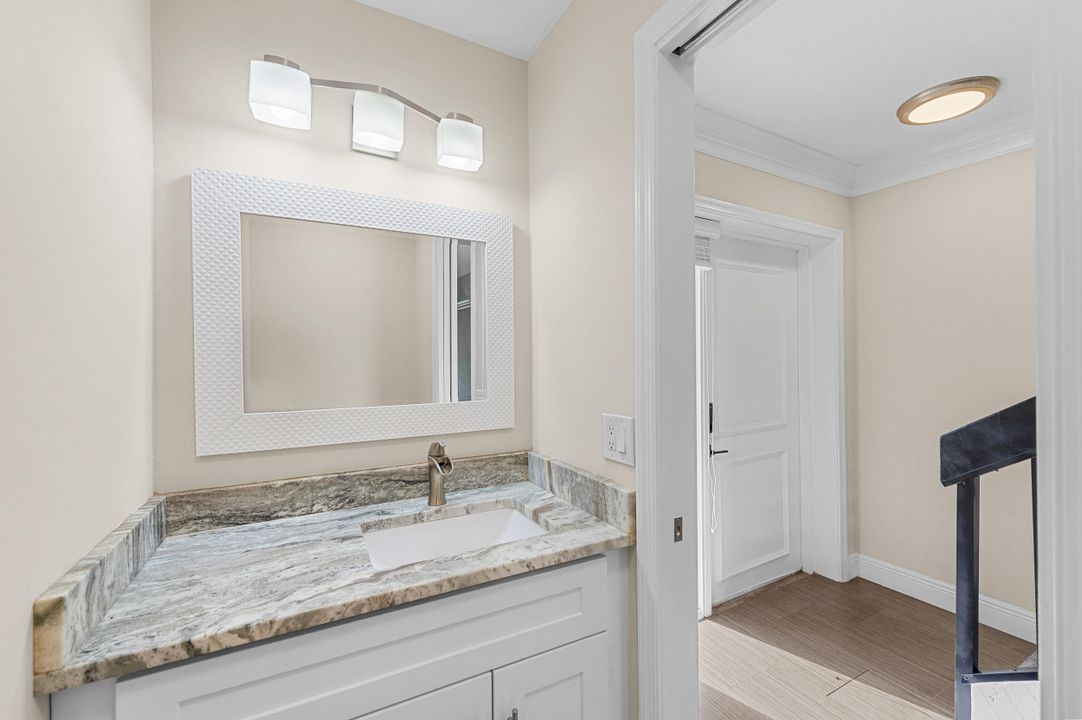 待售: $322,500 (2 贝兹, 2 浴室, 1558 平方英尺)