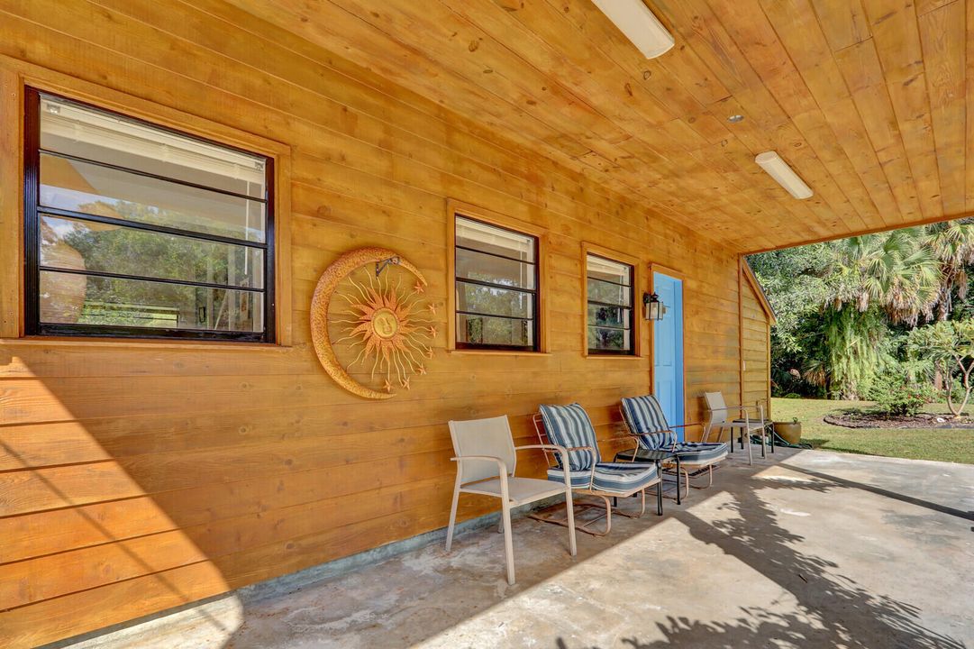 待售: $699,000 (2 贝兹, 1 浴室, 1120 平方英尺)