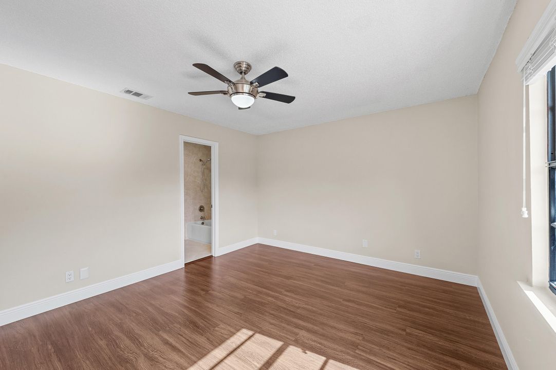 待售: $322,500 (2 贝兹, 2 浴室, 1558 平方英尺)