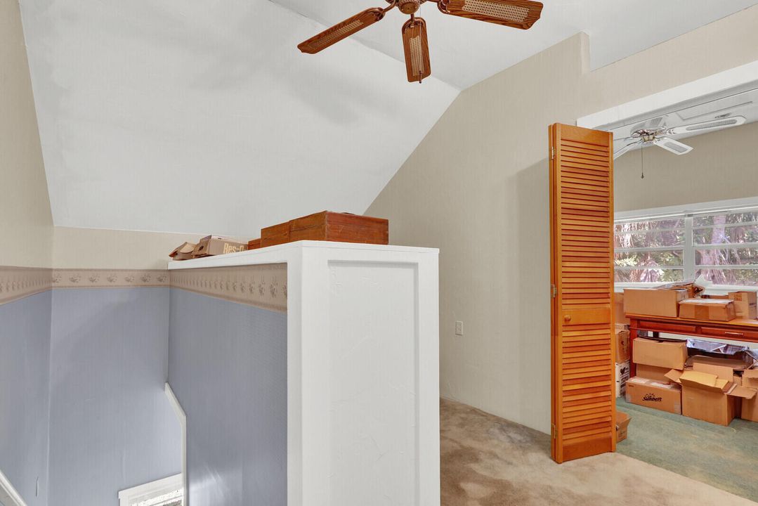 待售: $699,000 (2 贝兹, 1 浴室, 1120 平方英尺)