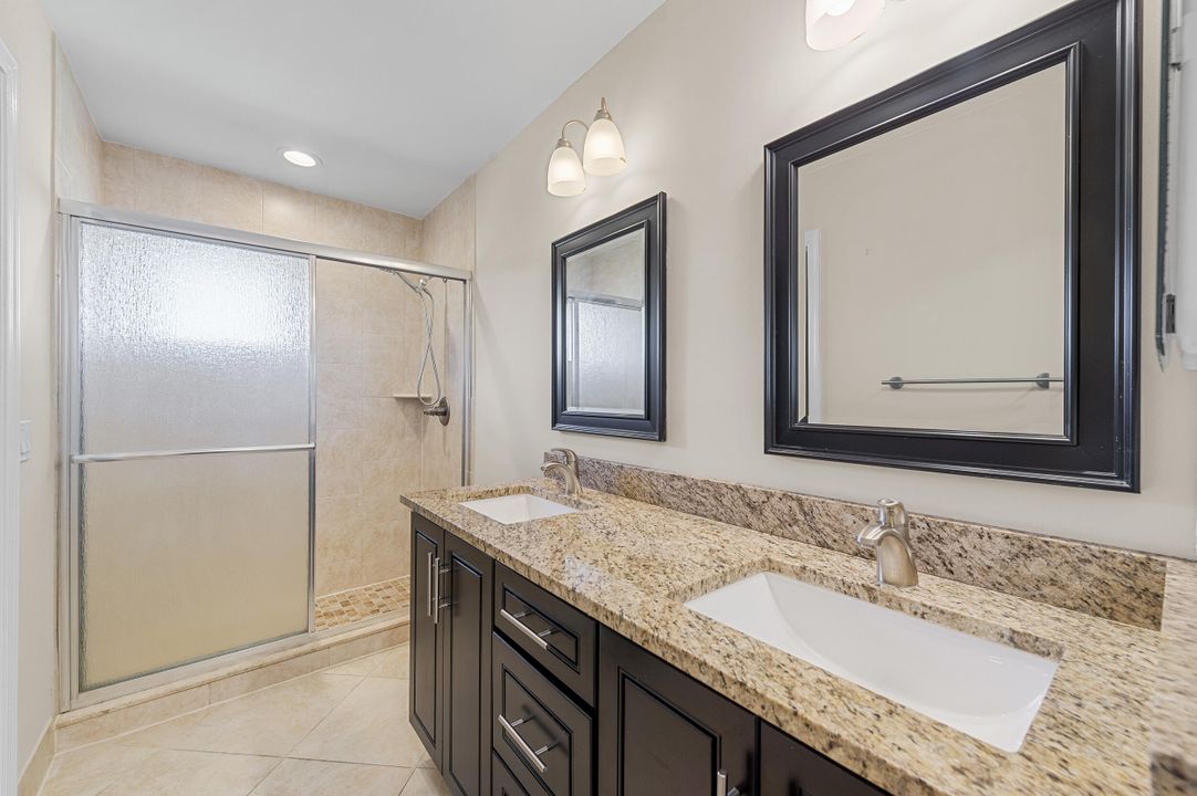 待售: $322,500 (2 贝兹, 2 浴室, 1558 平方英尺)