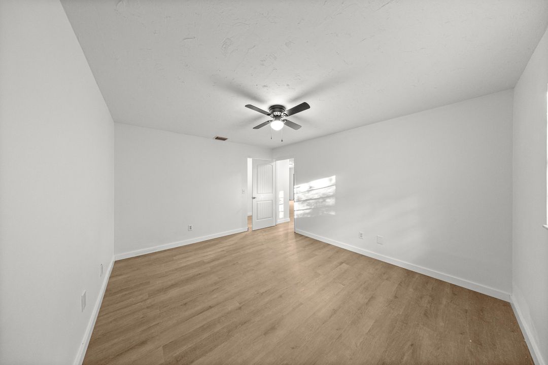 В аренду: $1,350 (2 спален, 1 ванн, 870 Квадратных фут)