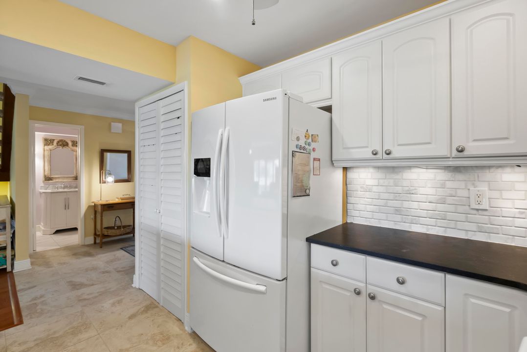 For Sale: $475,000 (3 beds, 2 baths, 2015 Square Feet)