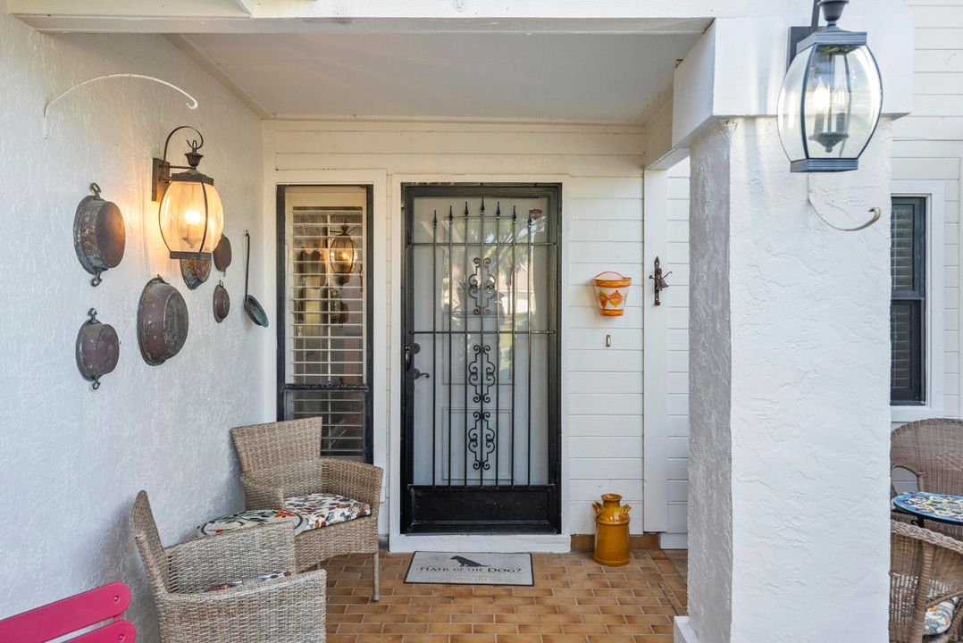 For Sale: $475,000 (3 beds, 2 baths, 2015 Square Feet)