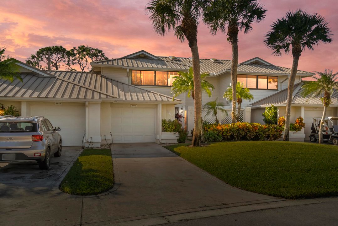 For Sale: $475,000 (3 beds, 2 baths, 2015 Square Feet)