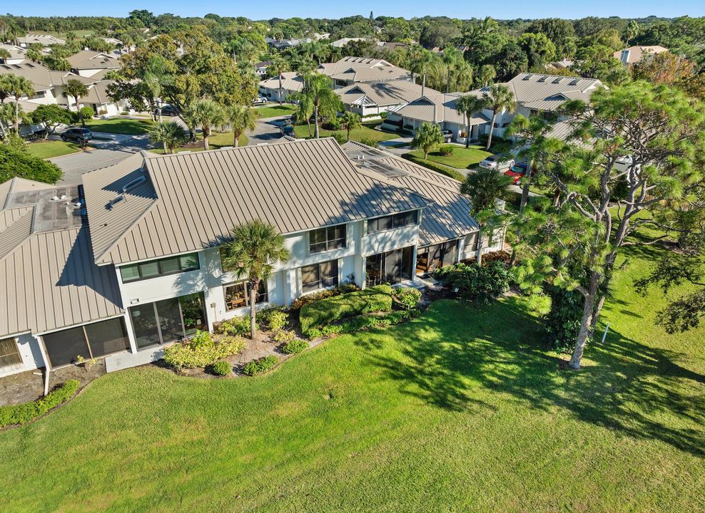 For Sale: $475,000 (3 beds, 2 baths, 2015 Square Feet)