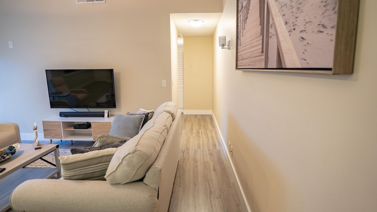 На продажу: $390,000 (3 спален, 2 ванн, 1350 Квадратных фут)