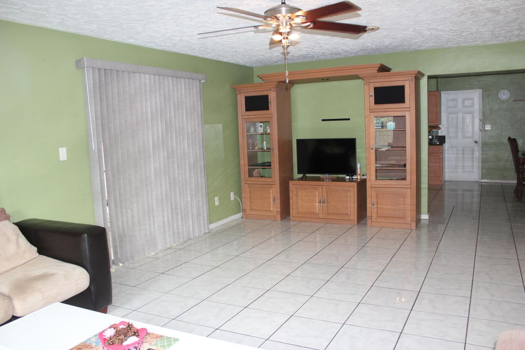 For Sale: $305,500 (3 beds, 2 baths, 1898 Square Feet)