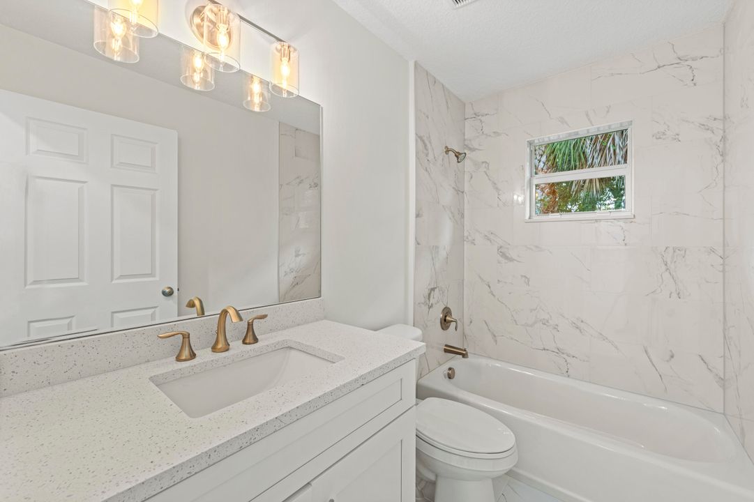 For Rent: $2,295 (3 beds, 2 baths, 1382 Square Feet)