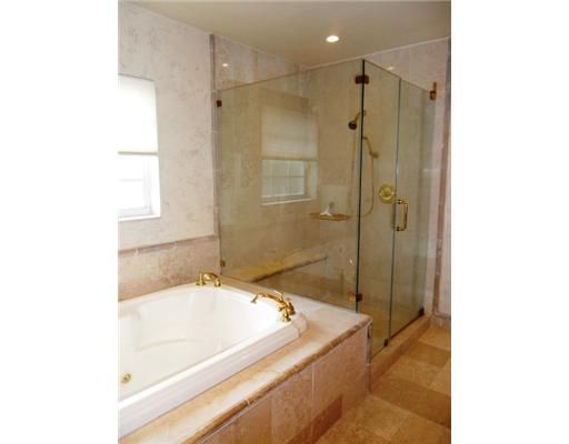 En Renta: $6,300 (3 camas, 3 baños, 2147 Pies cuadrados)