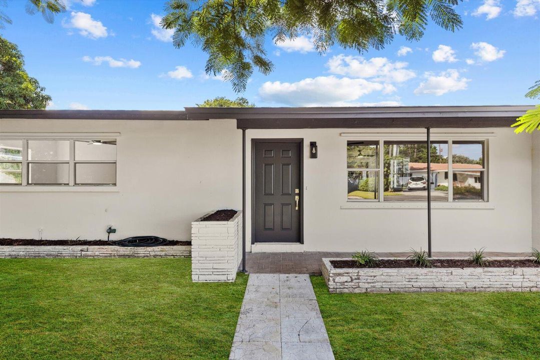 For Sale: $679,999 (3 beds, 2 baths, 1460 Square Feet)