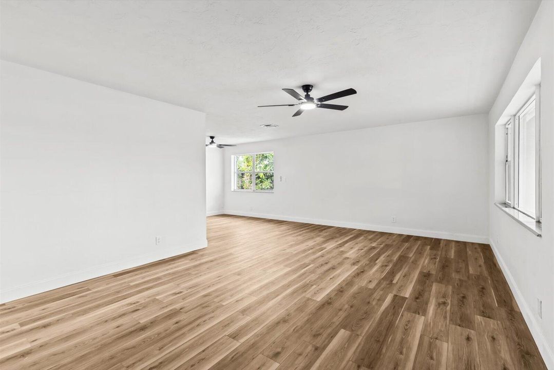 For Sale: $679,999 (3 beds, 2 baths, 1460 Square Feet)