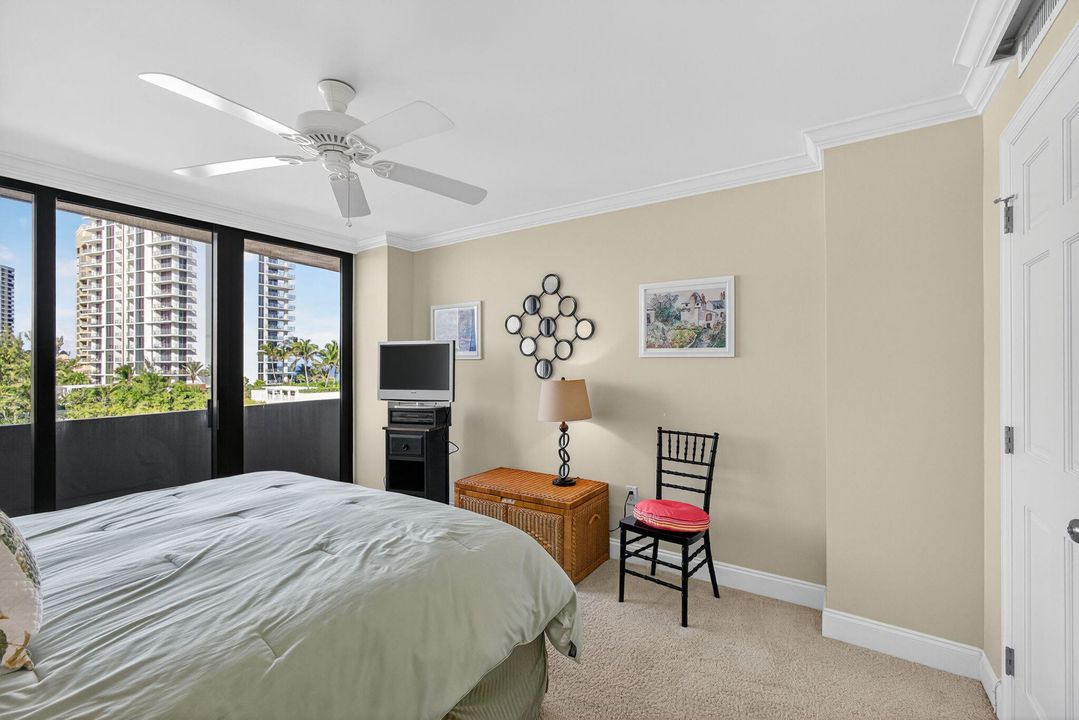 En Venta: $569,000 (2 camas, 2 baños, 1210 Pies cuadrados)