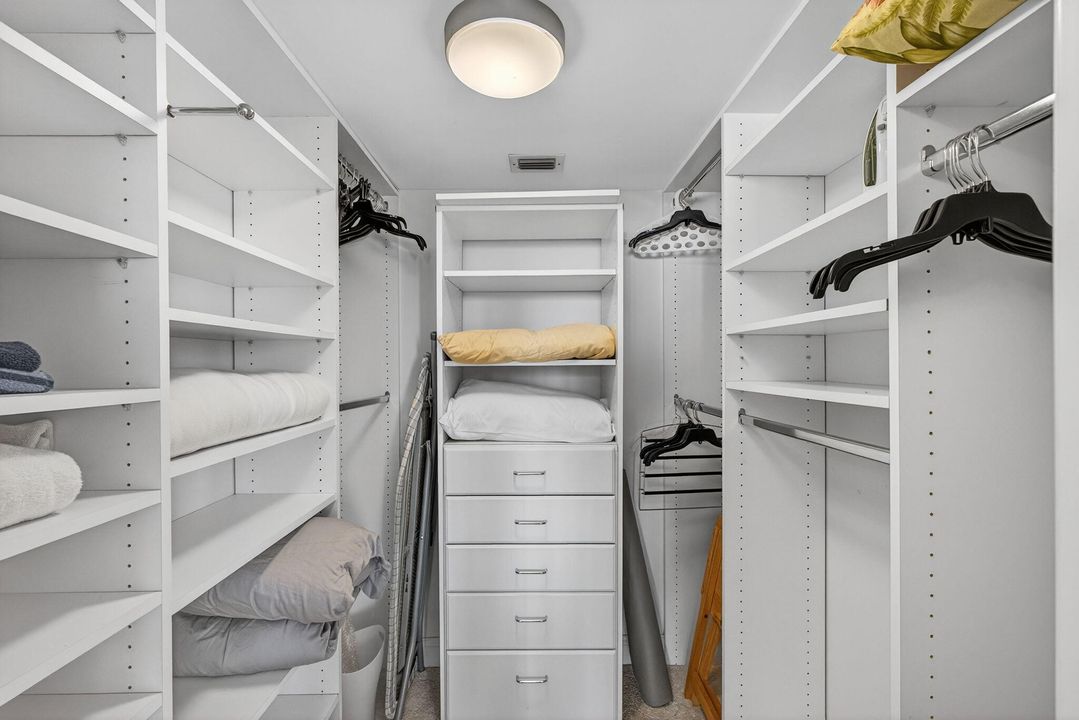 En Venta: $569,000 (2 camas, 2 baños, 1210 Pies cuadrados)