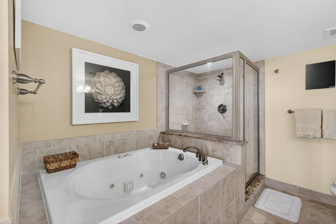 En Venta: $569,000 (2 camas, 2 baños, 1210 Pies cuadrados)