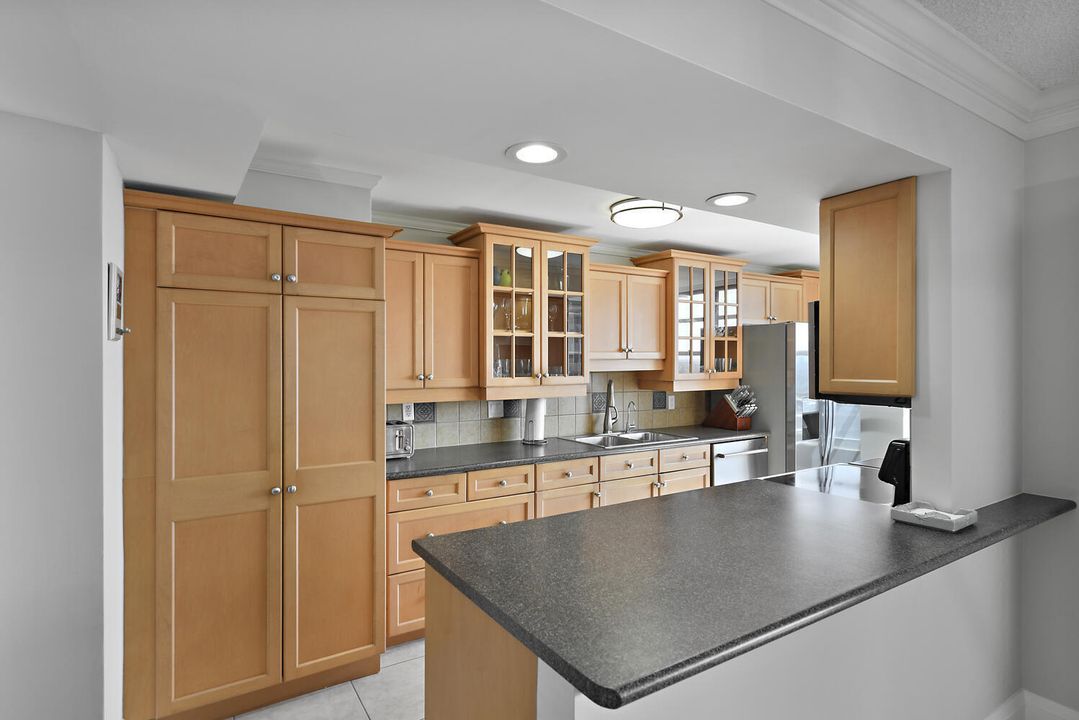 For Rent: $7,500 (2 beds, 2 baths, 1650 Square Feet)